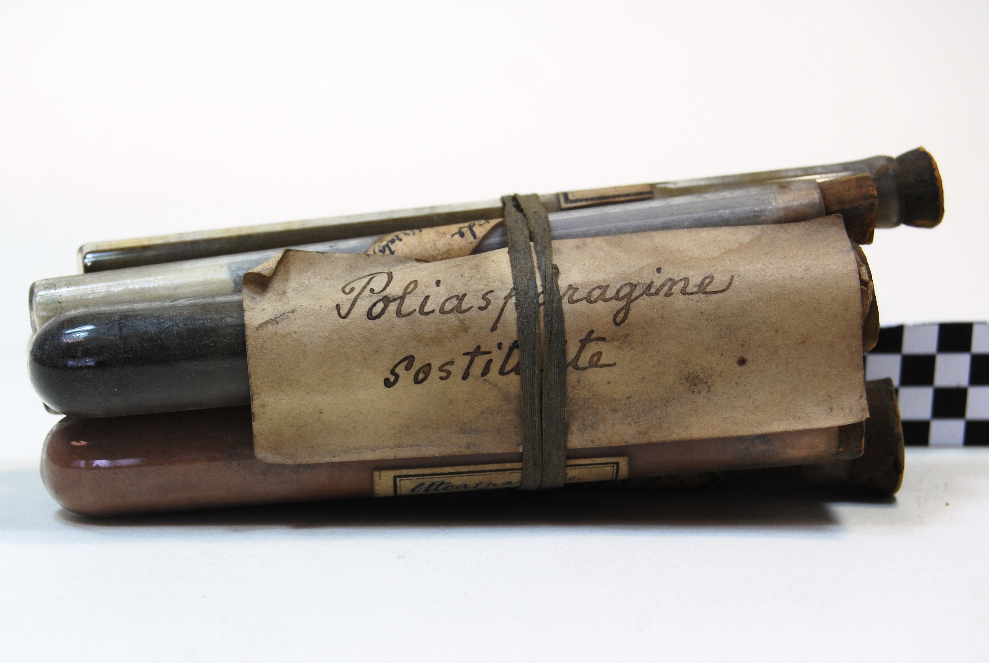 Poliasparagine sostituite, ottosaprtide 12,3 Naftilamina (prodotto chimico, di sintesi) di Ugo Schiff (laboratorio) - scuola chimica fiorentina (metà/ inizio XIX/ XX)