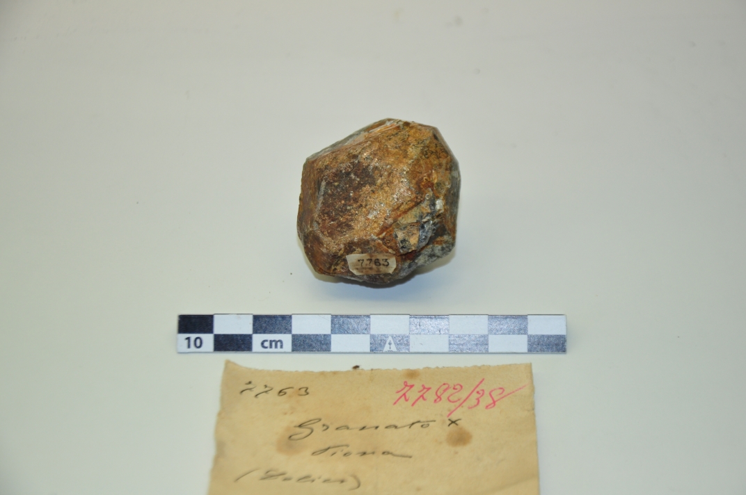 almandino (esemplare)