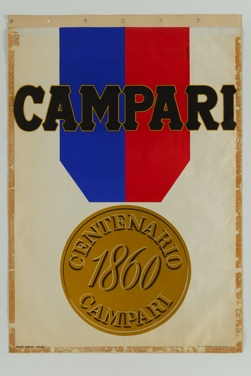 ad un nastro a righe blu e rossa è appesa una medaglia d'oro con i riferimenti al centenario del bitter Campari (manifesto) di Munari Bruno (sec. XX)