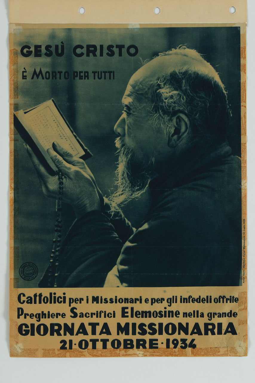 uomo orientale prega con libro e corona del rosario (manifesto) - ambito italiano (sec. XX)