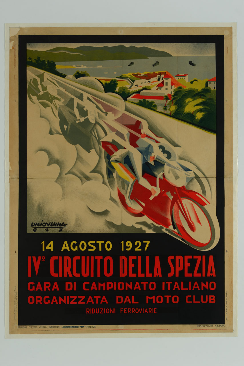 motociclette a forte velocità sullo sfondo la città di La Spezia e il mare (manifesto) di Venna Lucio (sec. XX)