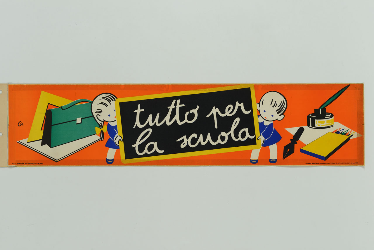 bambini reggono una lavagna vicino a una cartella, a un pennino, a un calamaio e a una scatola di pastelli colorati (manifesto) di Casolaro Giuseppe (sec. XX)