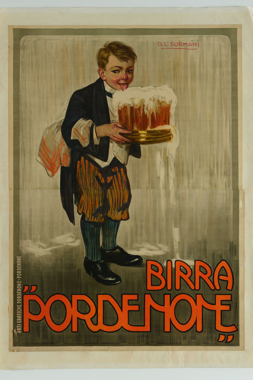 bambino vestito da valletto porta un vassoio con boccali di birra schiumante che lecca con la punta della lingua (manifesto) di Sormani Gian Luciano (sec. XX)