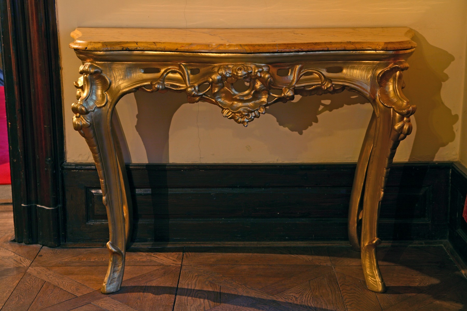 console table - ambito praghese (inizio sec. XIX)