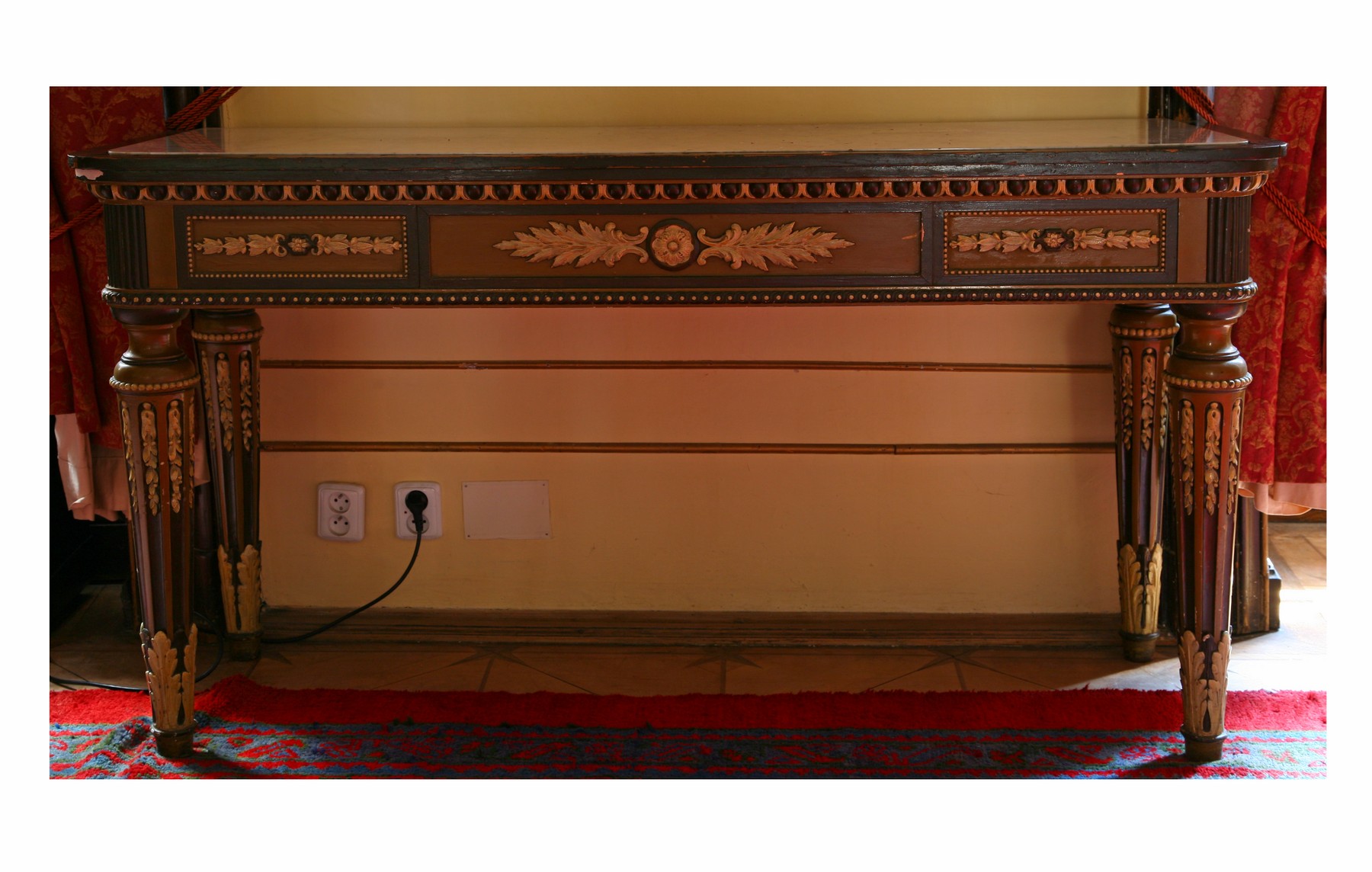 console table, coppia - ambito praghese (seconda metà XVIII secolo)