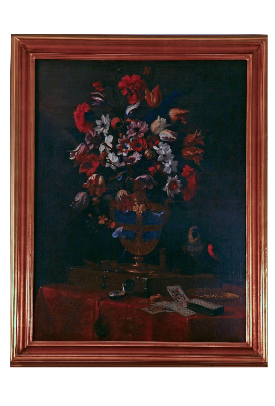 Vaso con fiori, scacchiera con pedine da gioco, gioco di dadi, tarocchi, orologio da tasca e pappagallo – Allegoria della vanità, natura morta (dipinto) di Pier Francesco Cittadini (attribuito) - ambito italiano (terzo quarto XVIII secolo)