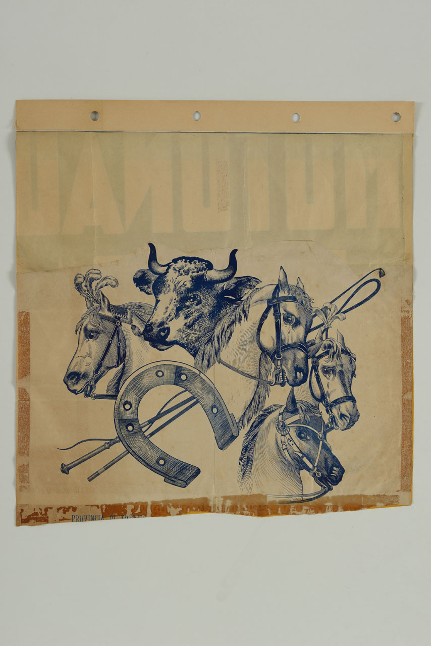 ferro di cavallo, quattro cavalli e un toro sovrapposti a coppia di fruste (manifesto) - ambito italiano (sec. XX)