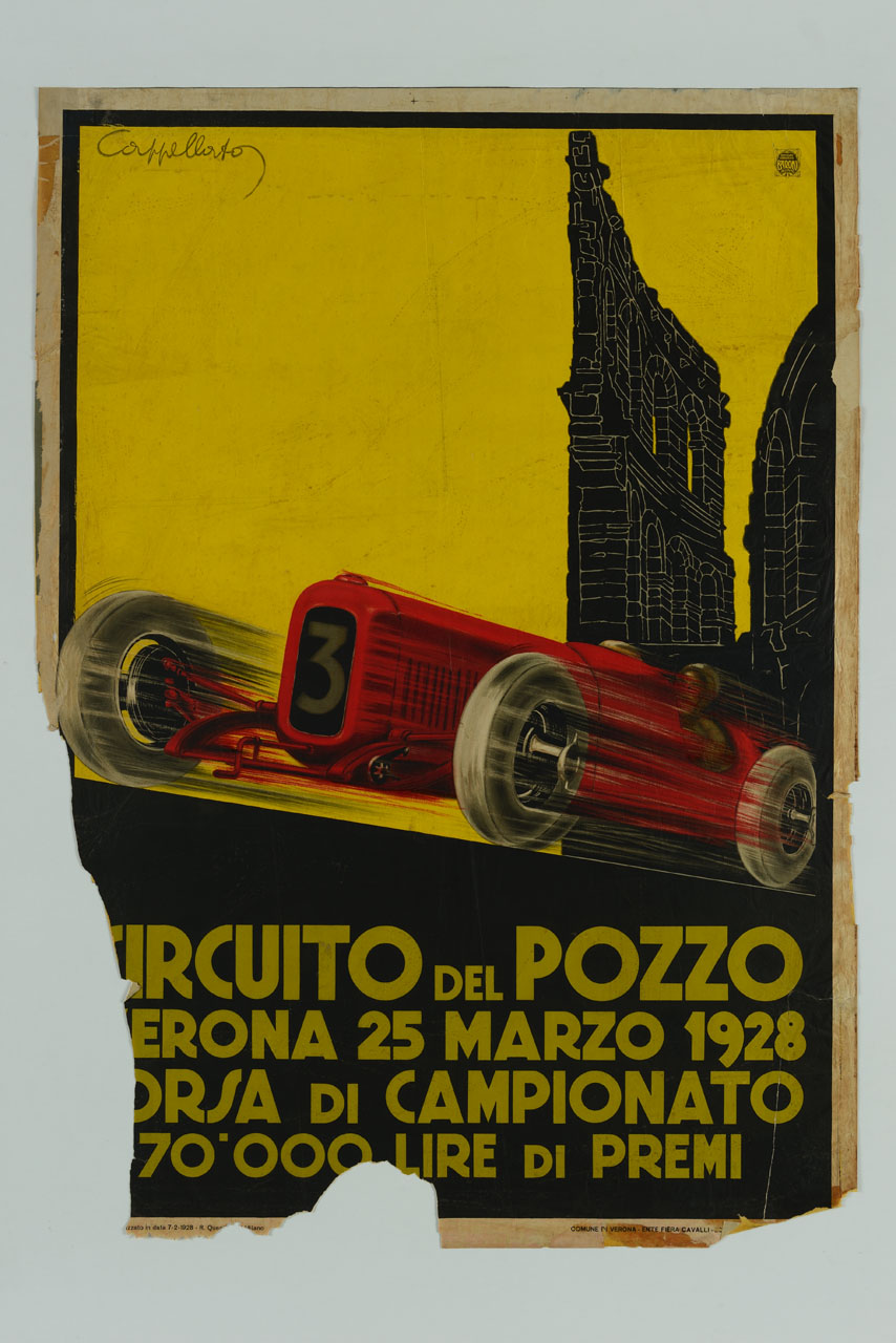 automobile da corsa rossa sfreccia in gara sullo sfondo dell'Arena di Verona (manifesto) di Cappellato Manlio (sec. XX)