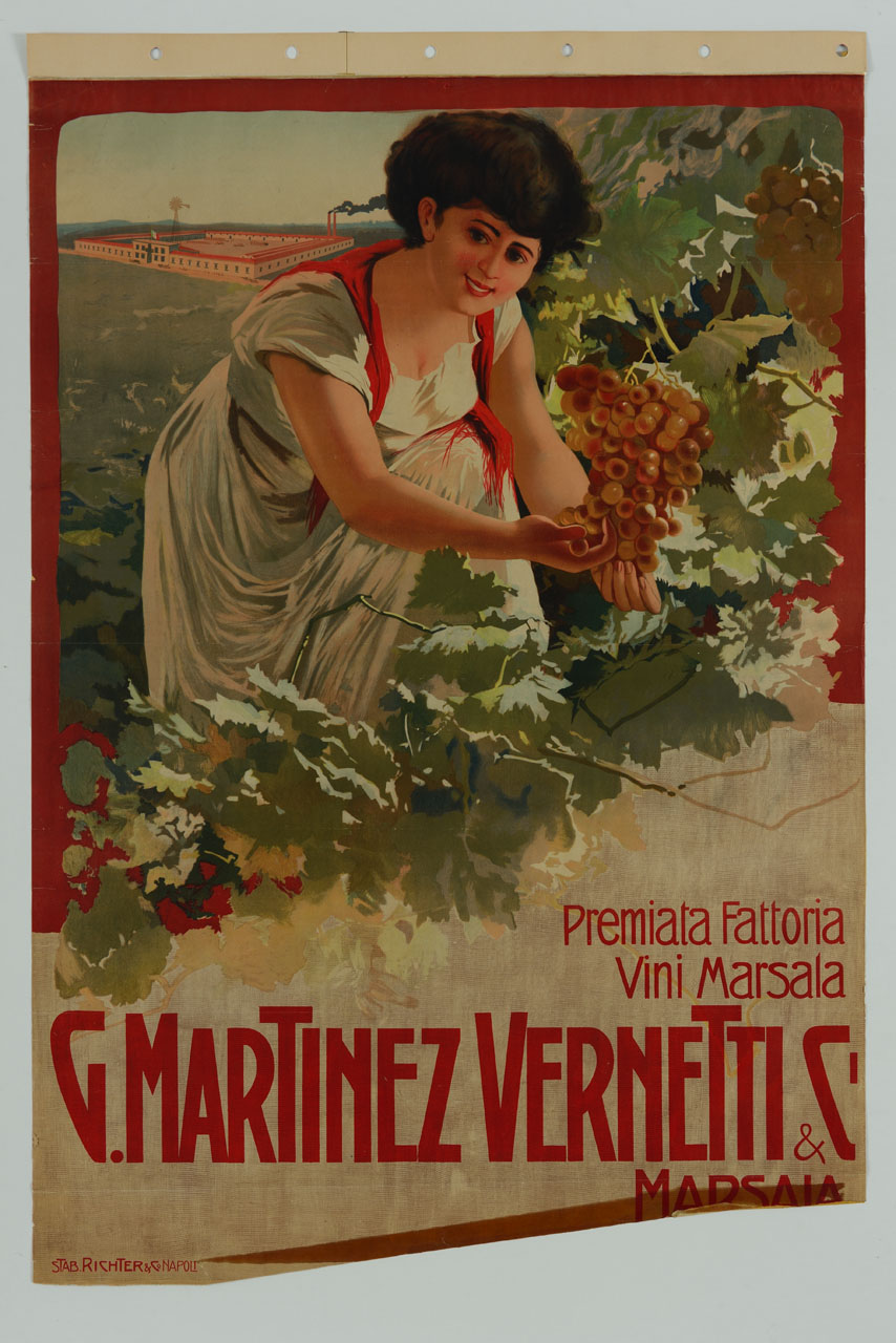giovane donna sorridente mostra un grappo d'uva (manifesto) - ambito italiano (sec. XX)
