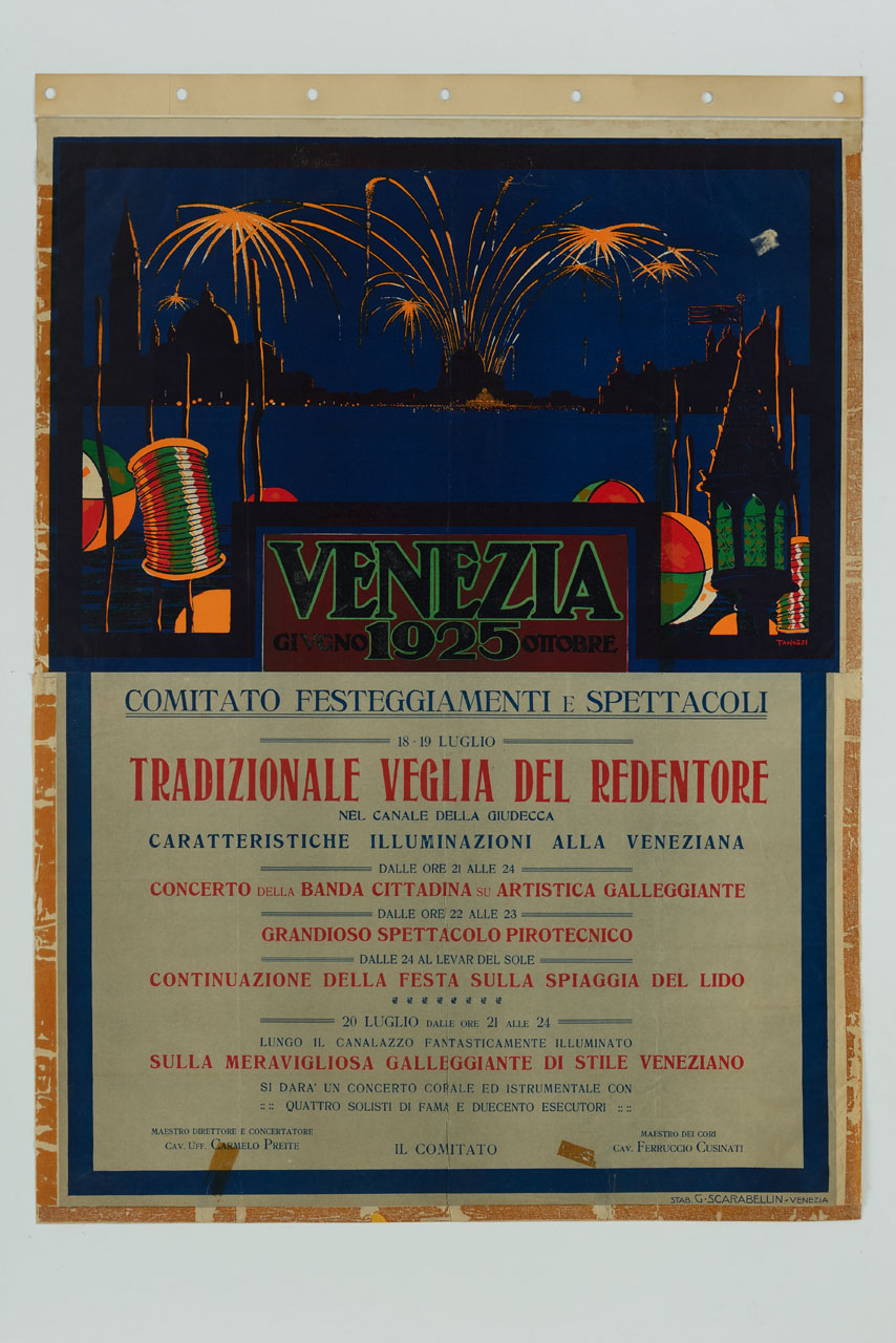 veduta notturna di Venezia illuminata da fuochi artificiali con lanterne in primo piano (manifesto) di Tanozzi Gorgon (sec. XX)
