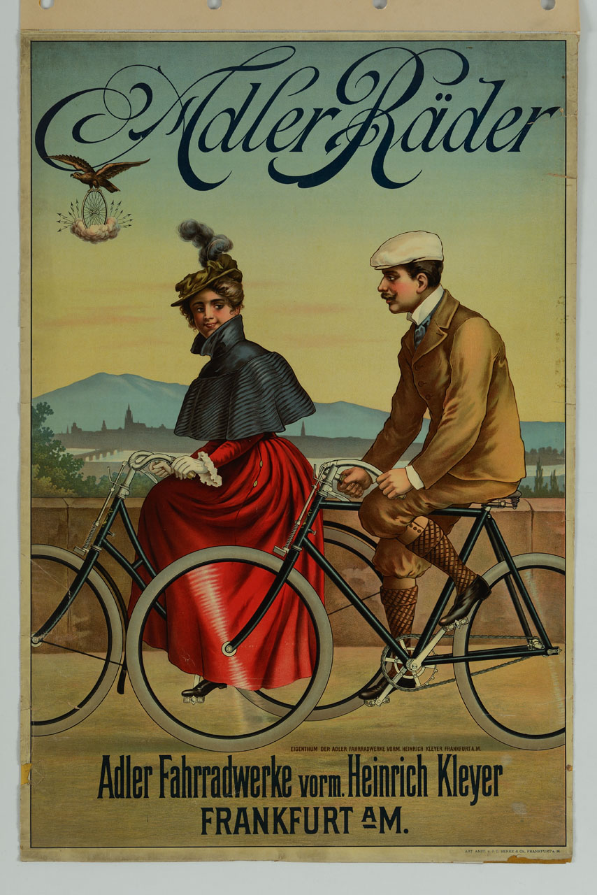 coppia elegante in bicicletta sullo sfondo di un paesaggio con fiume e città (manifesto) - ambito tedesco (sec. XX)