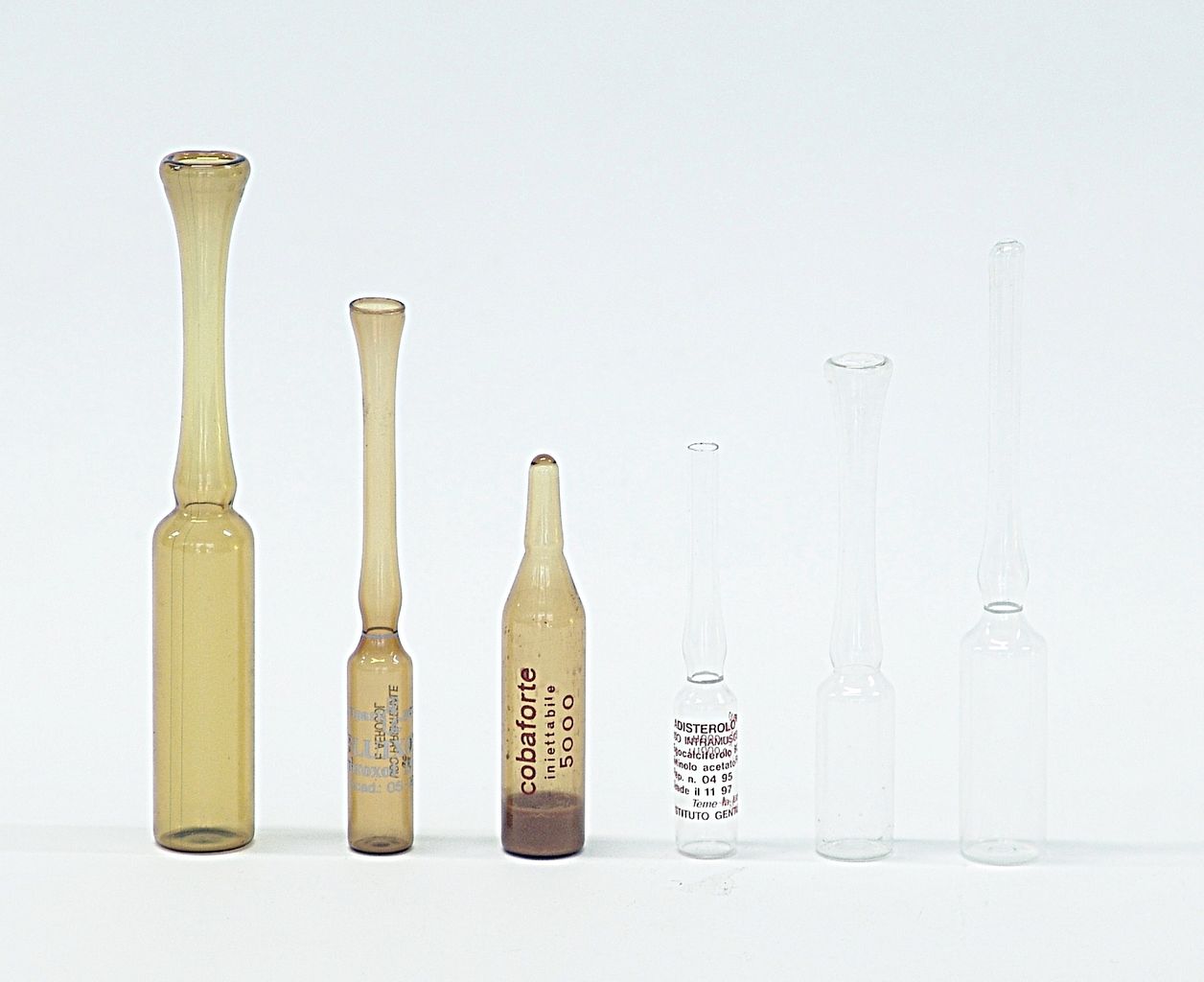 fiala, in serie (sec. XX)