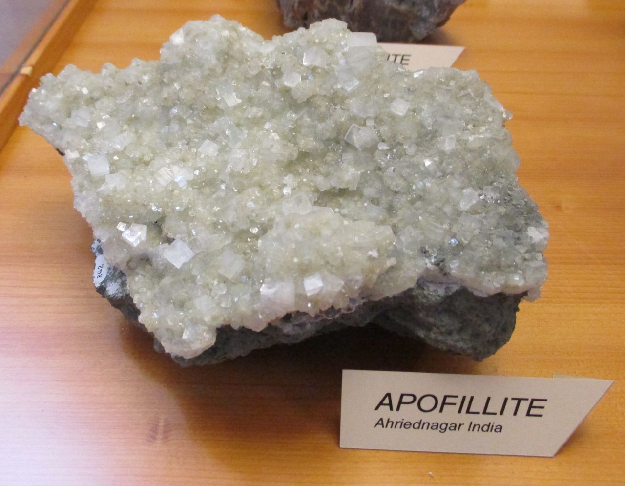 Fluorapofillite (esemplare)