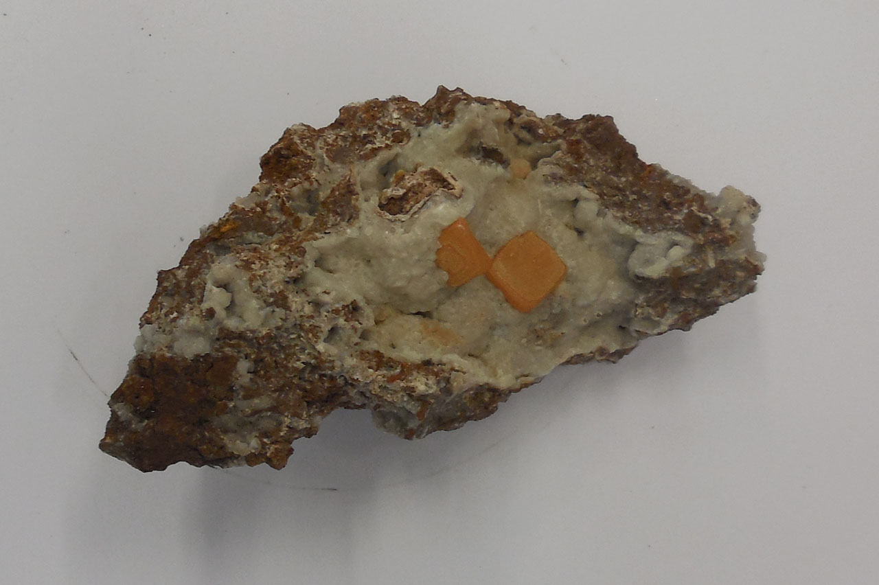 Wulfenite (esemplare)