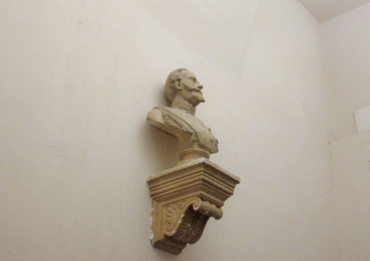 busto ritratto di Vittorio Emanuele II di Savoia (busto) - bottega toscana (sec. XIX)