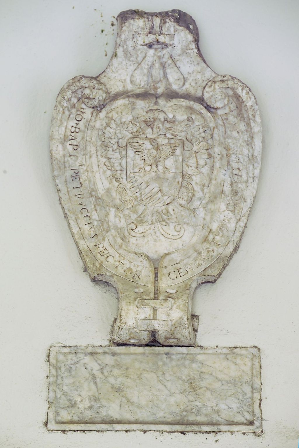 stemma gentilizio di Giovanni Battista Petrucci (lapide) - bottega toscana (sec. XVII)