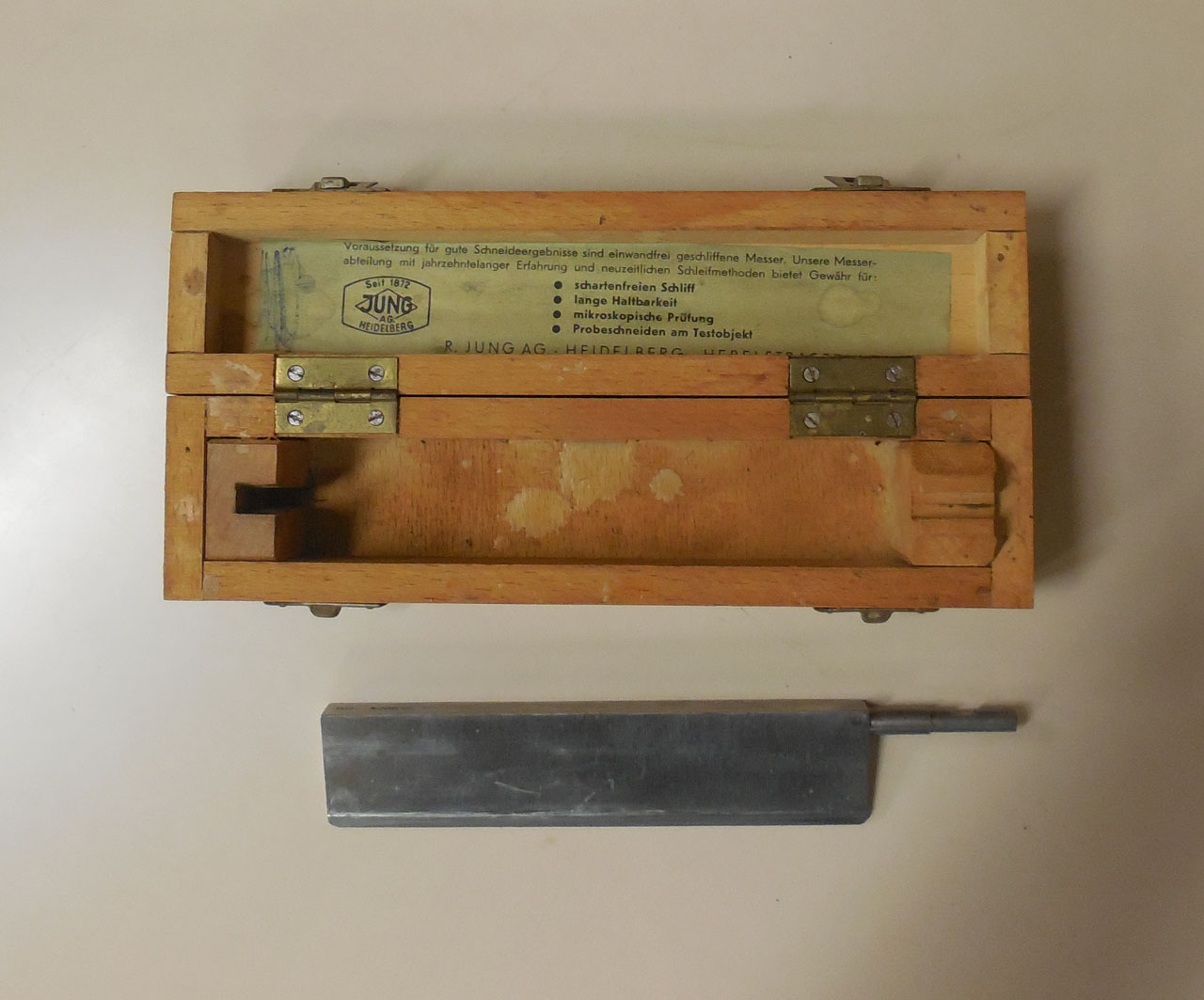 lama, per microtomo (sec. XX)