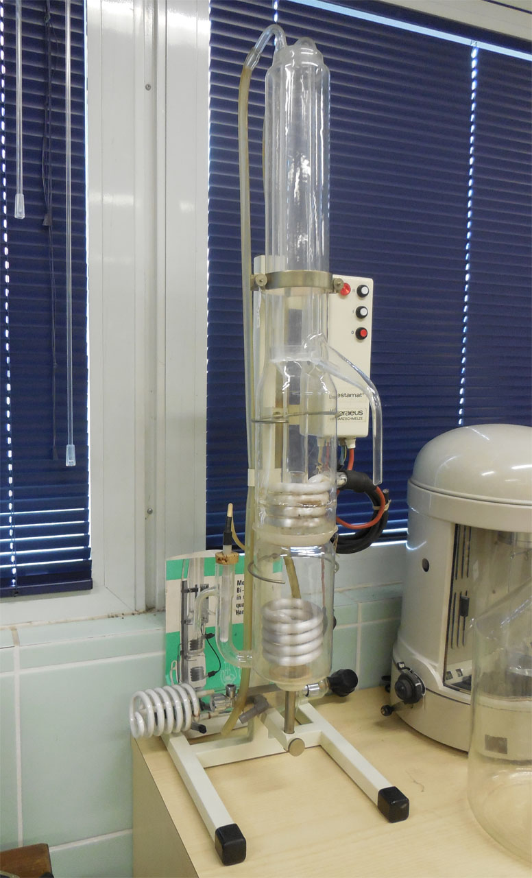 bidistillatore di ,  (sec. XX)