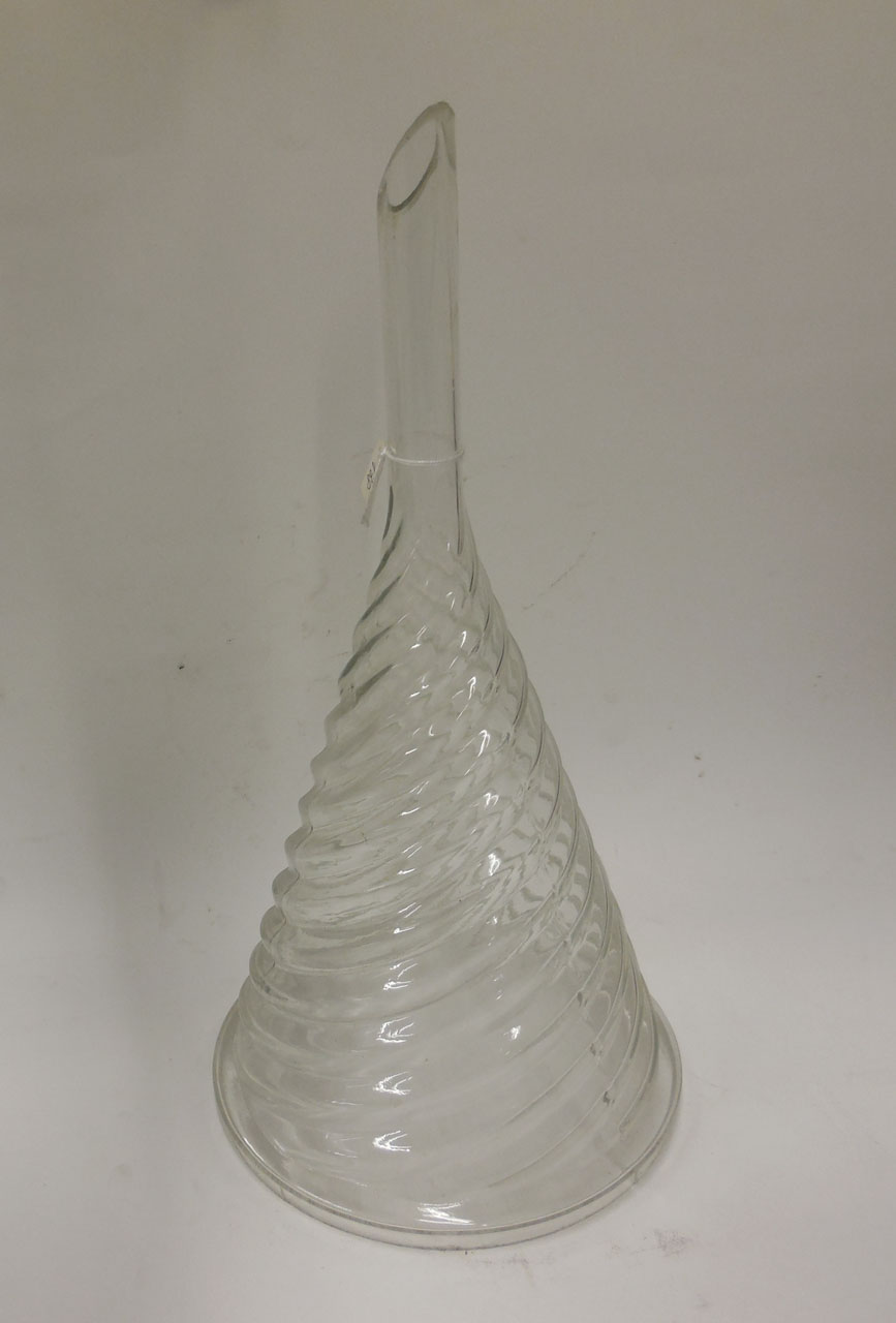 imbuto, grande (sec. XX)