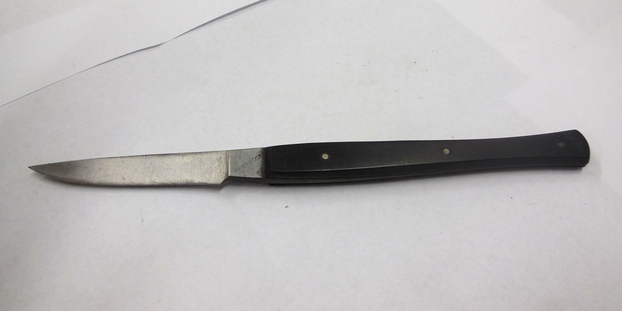coltello di Charrière Joseph-Frédéric-Benoît (seconda metà sec. XIX)