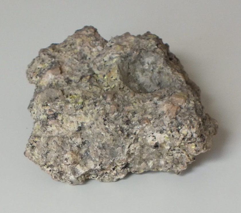 Torbernite (Cu(UO2)2(PO4)2 10H2O)