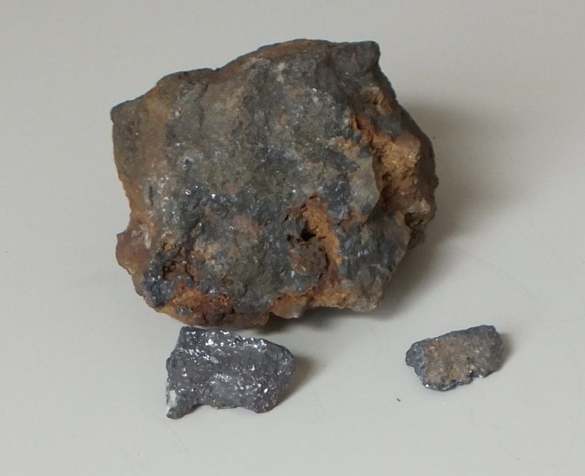 Galena PbS, Fluorite CaF2