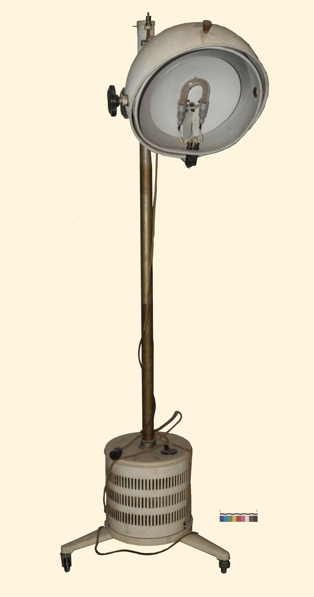 lampada, Lampada a raggi ultravioletti, Belmang (1950)