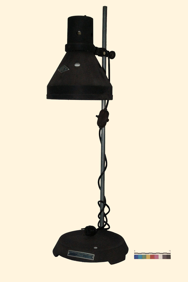lampada, Lampada per evaporazione, SAES (1950)