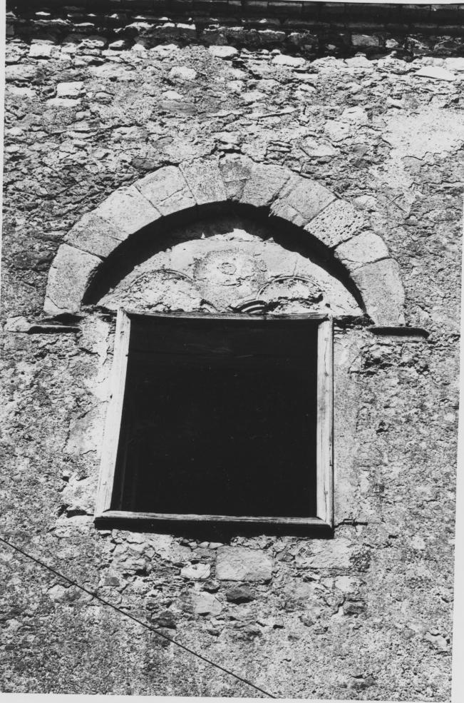 mostra di finestra - bottega Italia meridionale (sec. XIII)