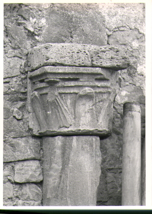 capitello - bottega Italia meridionale (sec. XIII)