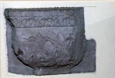 mensola, frammento - bottega Italia meridionale (sec. XIII)