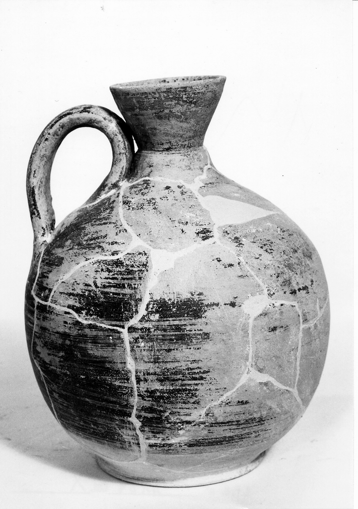 lekythos - fabbrica attica (metà sec. VI a.C)