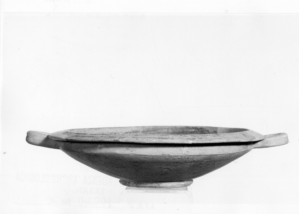 coppa - fabbrica locale (seconda metà sec. V a.C)