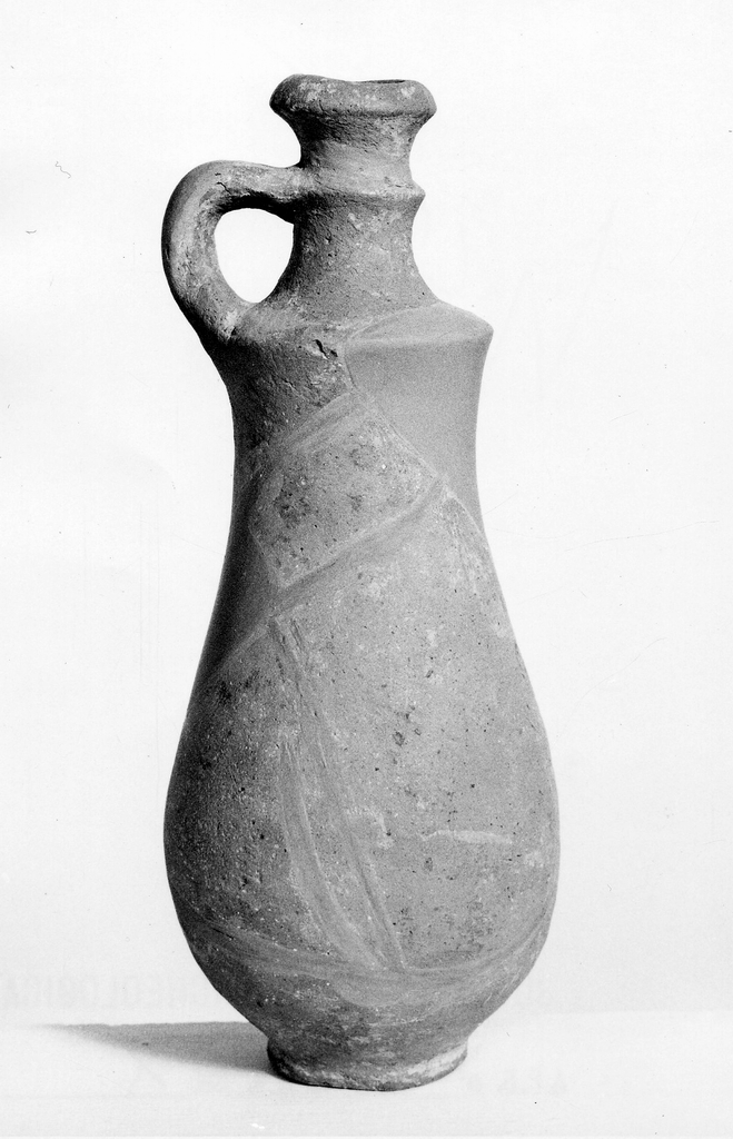 lekythos - fabbrica locale (metà sec. VI a.C)