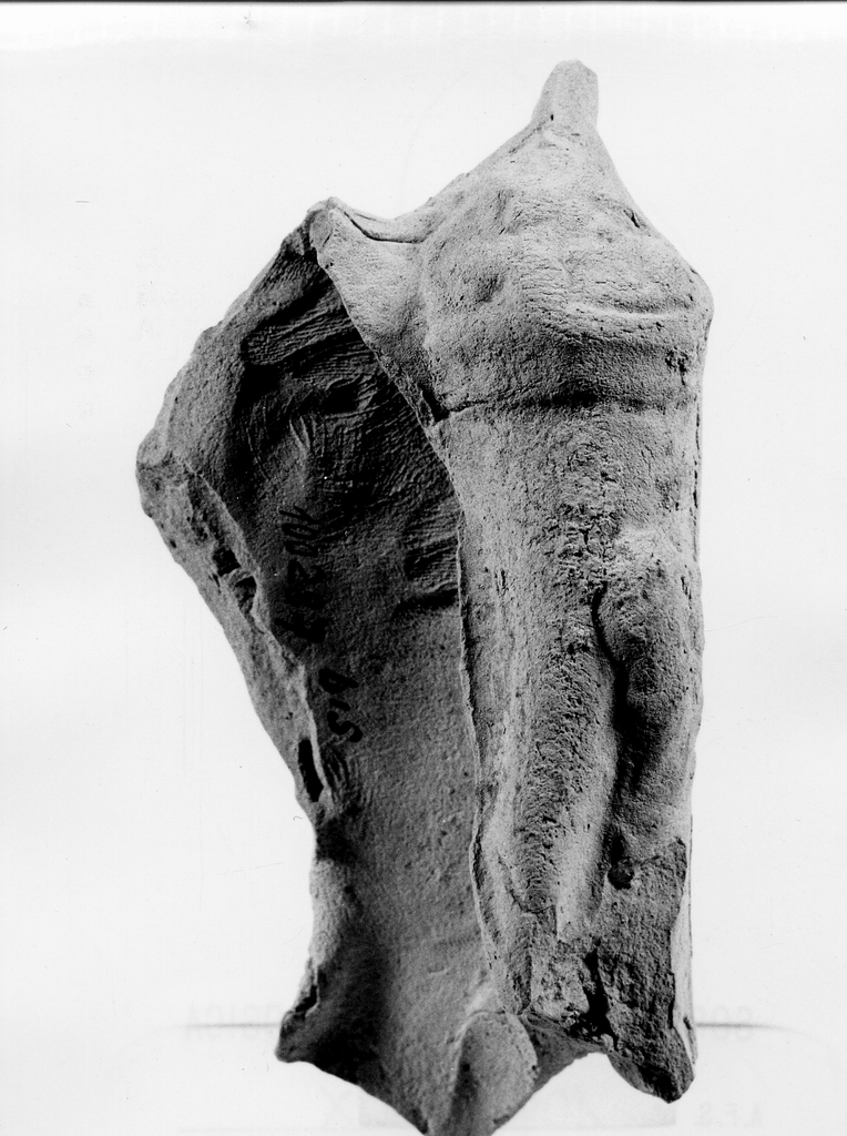 terracotta figurata - fabbrica locale (sec. IV a.C)