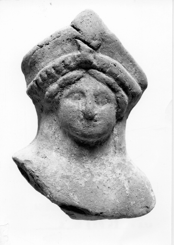 terracotta figurata - officina tarantina (metà sec. V a.C)