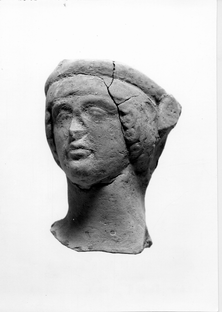 terracotta figurata - officina tarantina (metà sec. V a.C)