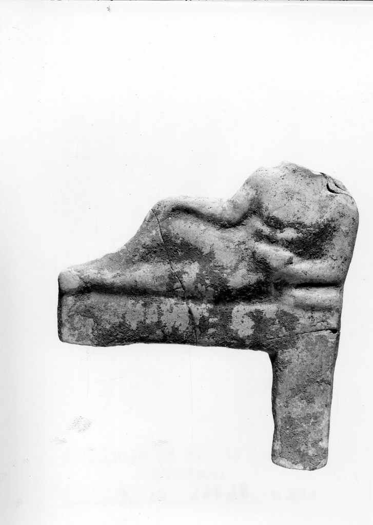 figura maschile (terracotta figurata) - officina tarantina (fine sec. VI a.C)