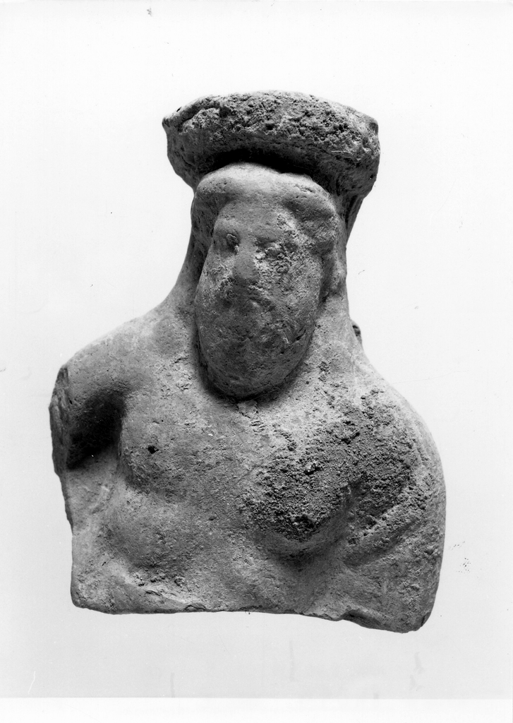 figura maschile barbata recumbente (terracotta figurata) - officina tarantina (fine sec. V a.C)