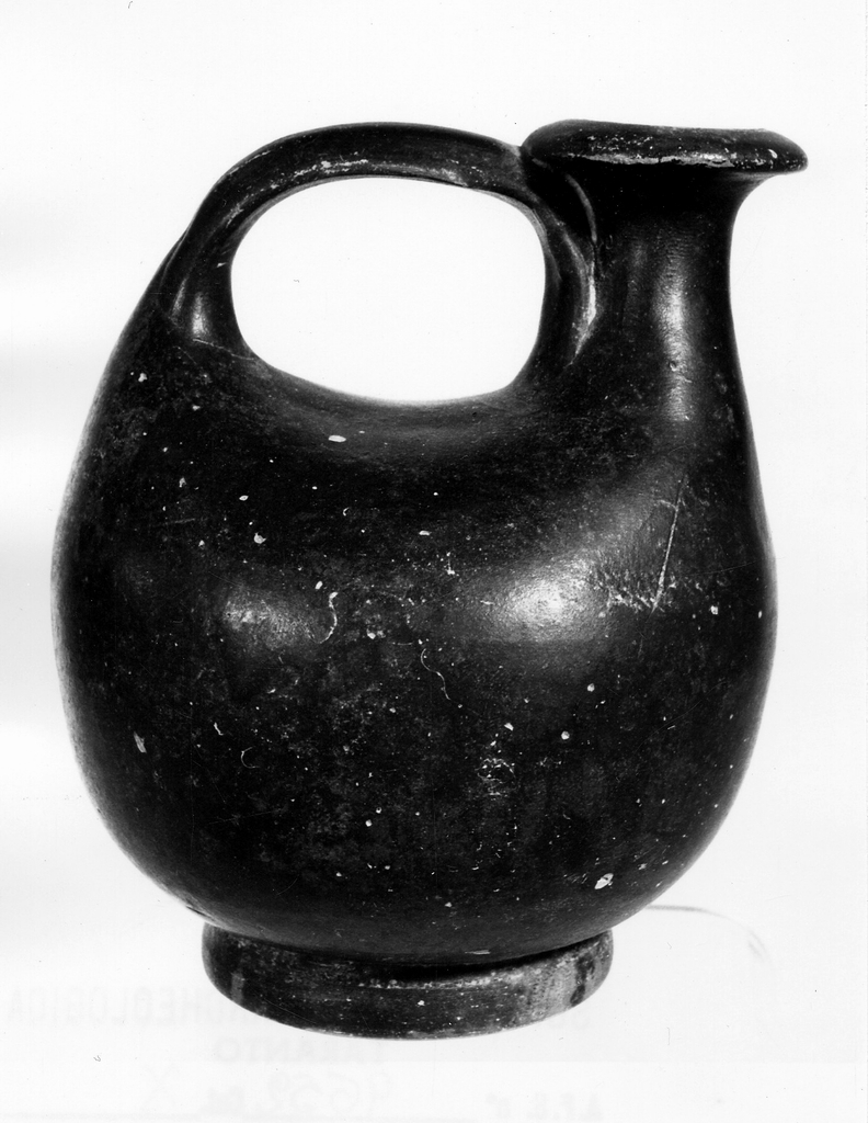 askos - produzione apula (seconda metà sec. IV a.C)