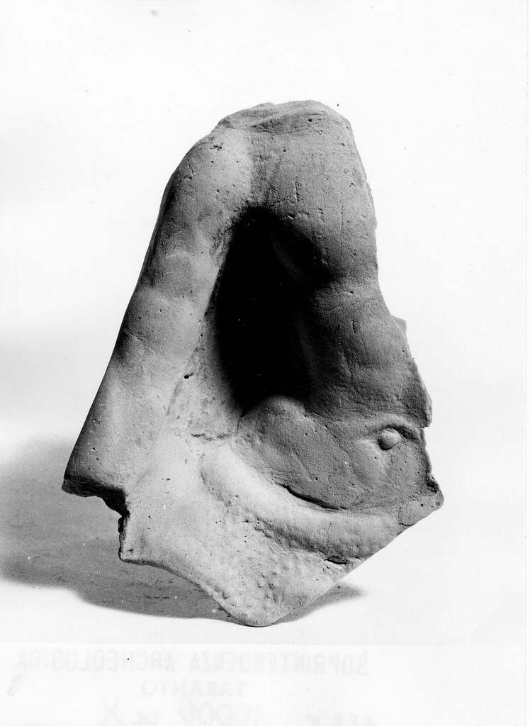 Dyonisos-Hades (terracotta figurata) - fabbrica tarantina (seconda metà sec. V a.C)