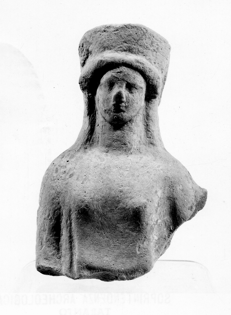 Persephone-Kore (terracotta figurata, culto di Dyonisos-Hades) - fabbrica tarantina (fine sec. V a.C)