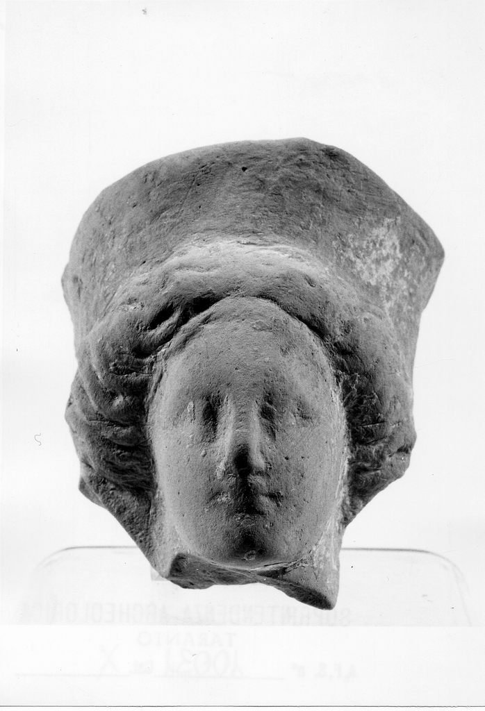 Persephone-Kore (terracotta figurata) - fabbrica tarantina (fine sec. V a.C)