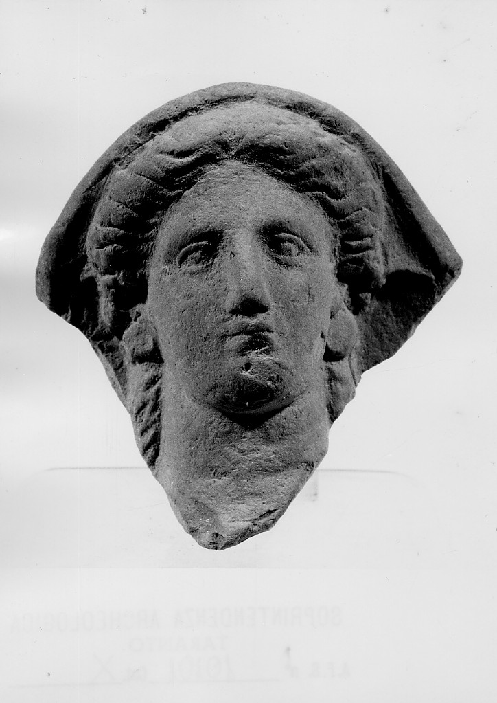 Persephone-Kore (terracotta figurata) - fabbrica tarantina (fine sec. V a.C)