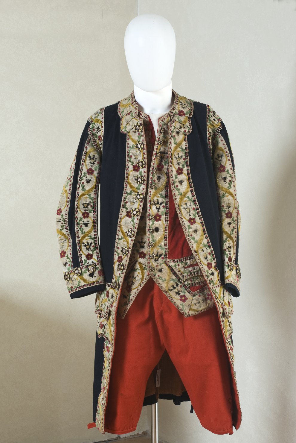 mobilia, insieme - manifattura italiana (sec. XIX)