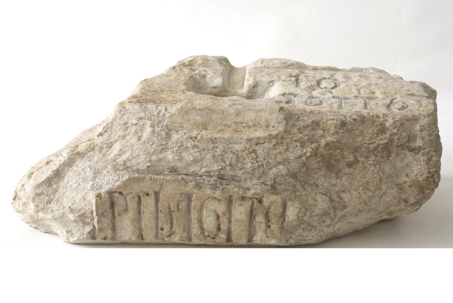 iscrizione (decorazione plastico-architettonica, frammento) di Giovanni Pisano (attribuito), Pisano Nicola (attribuito) (sec. XIII)