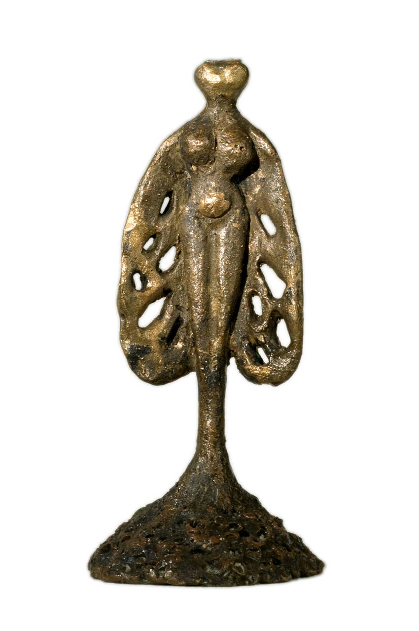 Very small figure, animale fantastico alato (scultura) di Friscia Albert (sec. XX)