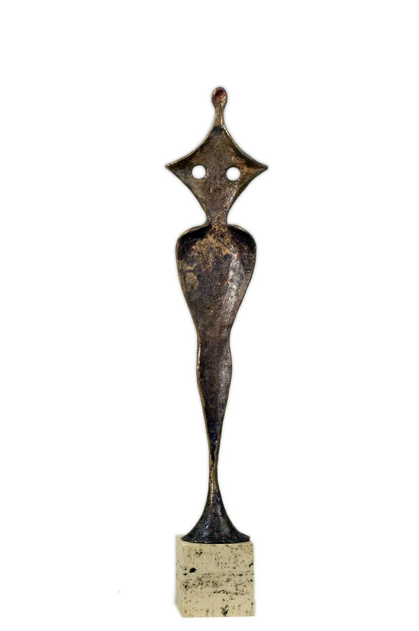 Figure Tall Stylized, Figura femminile (scultura) di Friscia Albert (sec. XX/ metà)
