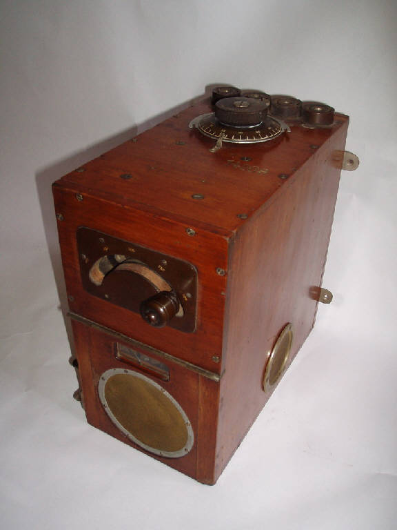 trasmettitore, a scintilla di tipo aeronautico o campale MNM (Marconi Non Modificato) di Officine Radiotelegrafiche Marconi (primo quarto sec. XX)