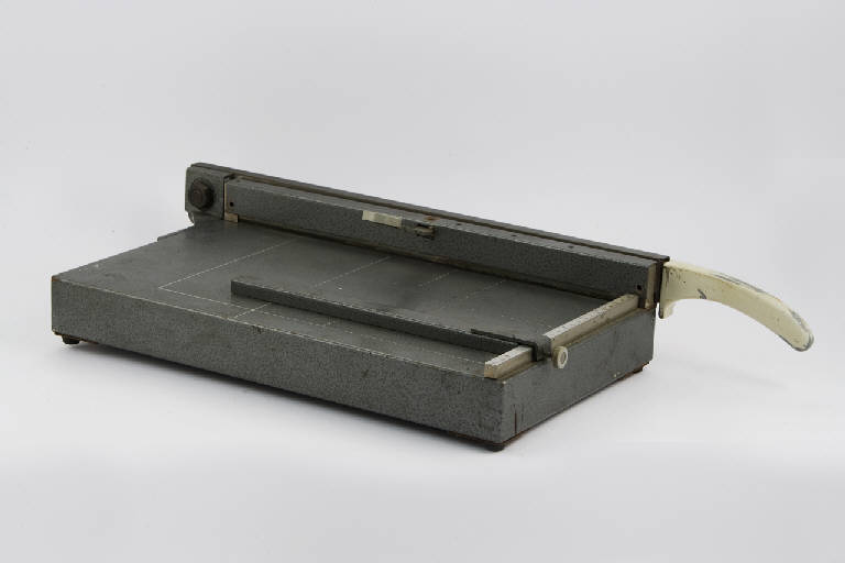 taglierina, a leva, con pressino - manifattura (sec. XX)